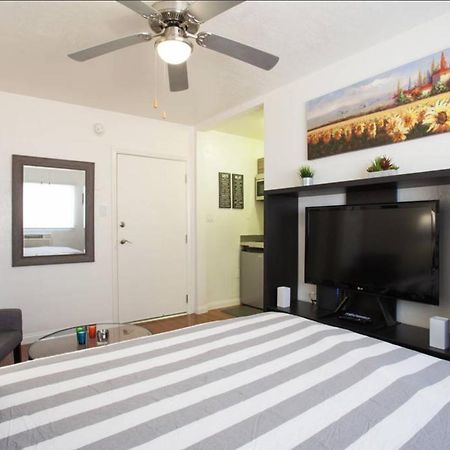 Hollywood Deluxe Suites Los Angeles Zewnętrze zdjęcie